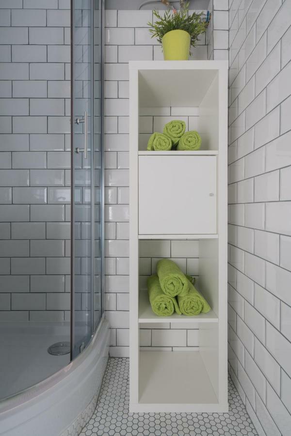 Danube Studio Apartment Budapeste Exterior foto
